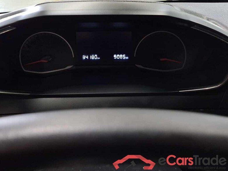 PEUGEOT 208 1.2 PT Active #5