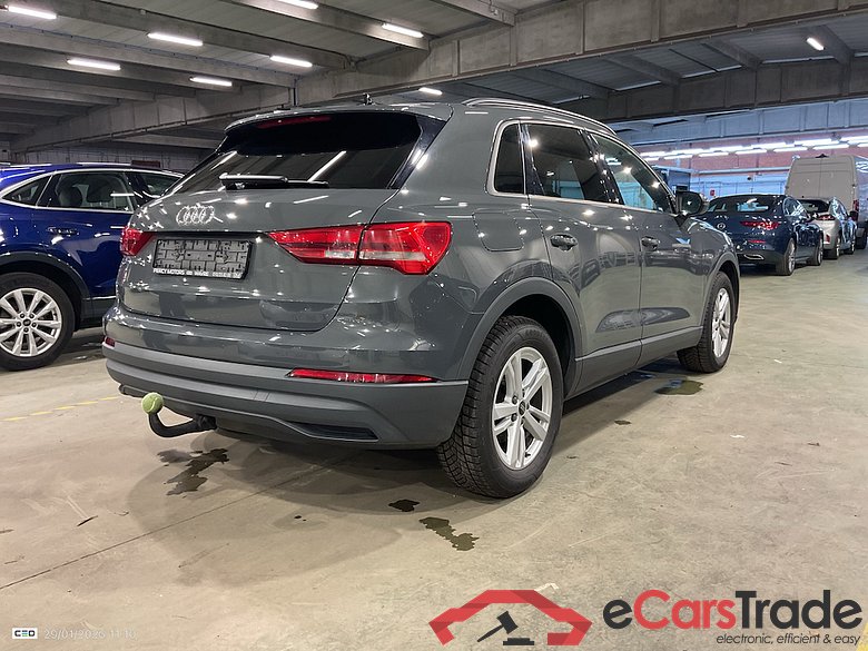 AUDI Q3 2.0 35 TDI S TRONIC BUSINESS EDITION #4