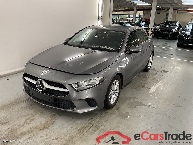 MERCEDES-BENZ CLASSE A (W177) A 160 #1