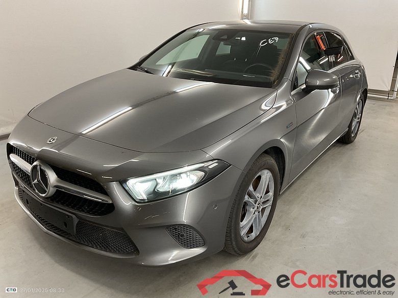 MERCEDES-BENZ CLASSE A (W177) A 250 e PHEV Advantage #1