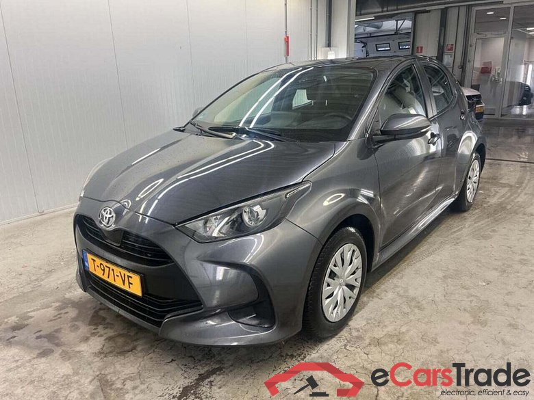 TOYOTA Yaris 1.5 VVT-i Active