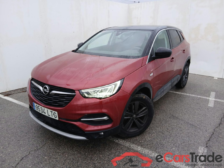 OPEL Grandland X / 2017 / 5P / todoterreno 1.2 Turbo Design & Tech