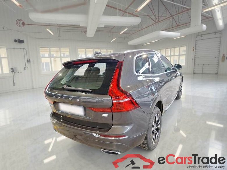 VOLVO XC60 / 2017 / 5P / SUV T6 PLUG-IN AWD AUTO RECHARGE INS. EXP #2