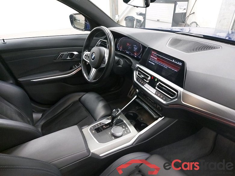 BMW - BMW 3 BERLINE 320iA 184PK M Sport Pack Business Plus With Heated Sport Seats & Parking Assistant Plus  *  PETROL * #3