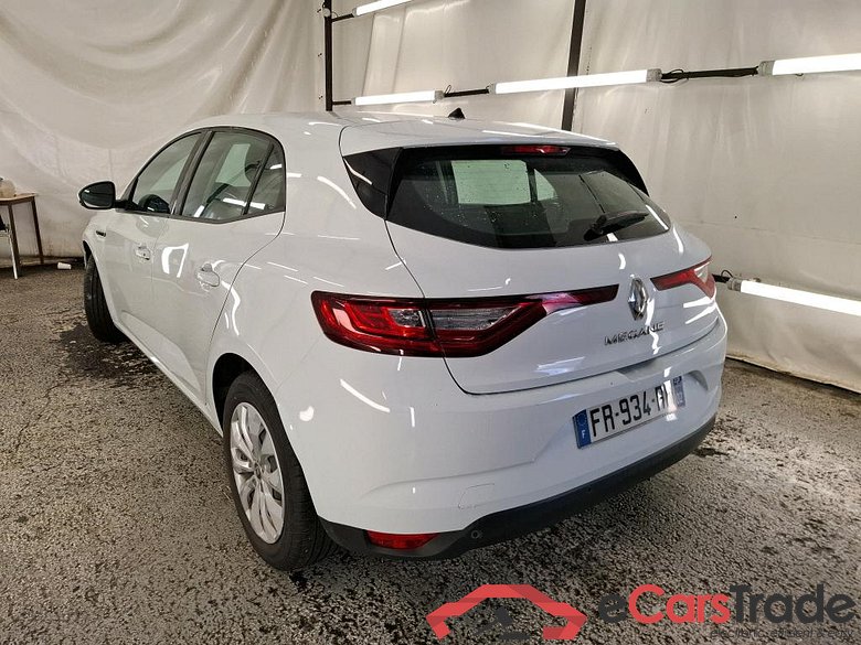 Megane IV Berline 5pt. Société Air Nav 1.5 dCi 90CV BVM6 E6 #2