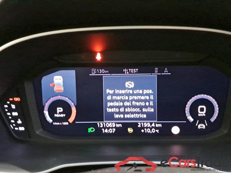 AUDI Q3 / 2018 / 5P / SUV 35 TFSI S TRONIC BUSINESS ADVANCED #4