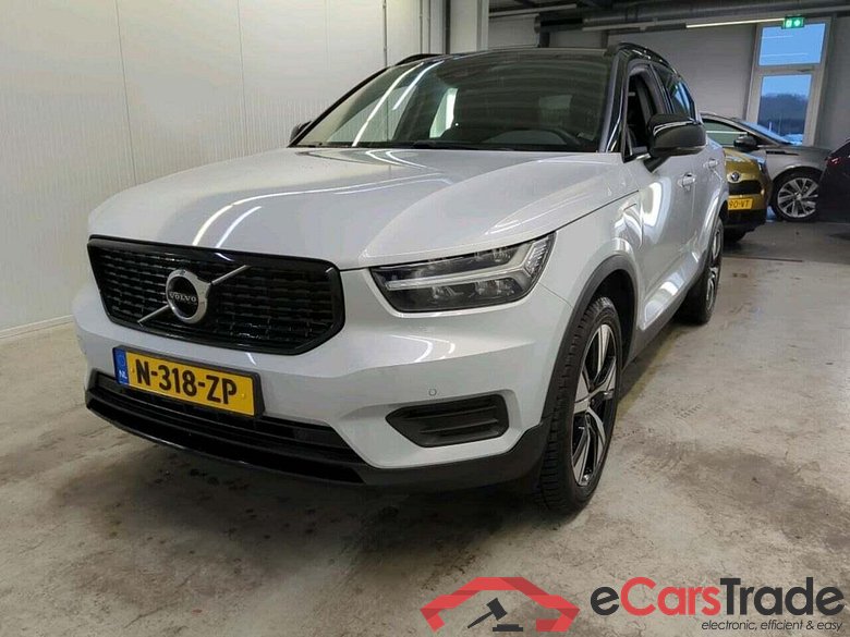 VOLVO XC40 1.5 T4 Rech R-Design #1