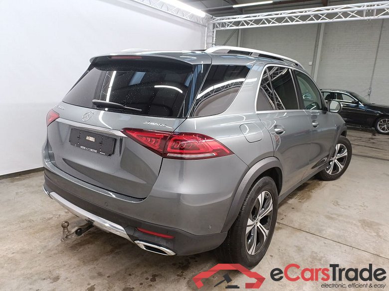 Mercedes-Benz GLE GLE 350 de 4MATIC 5d #2