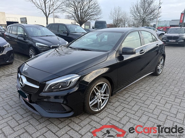 Mercedes A 180 AMG LED-Xenon Navi-Pro 1/2 Sport-Leather-Alcantara Camera Klima PDC ...