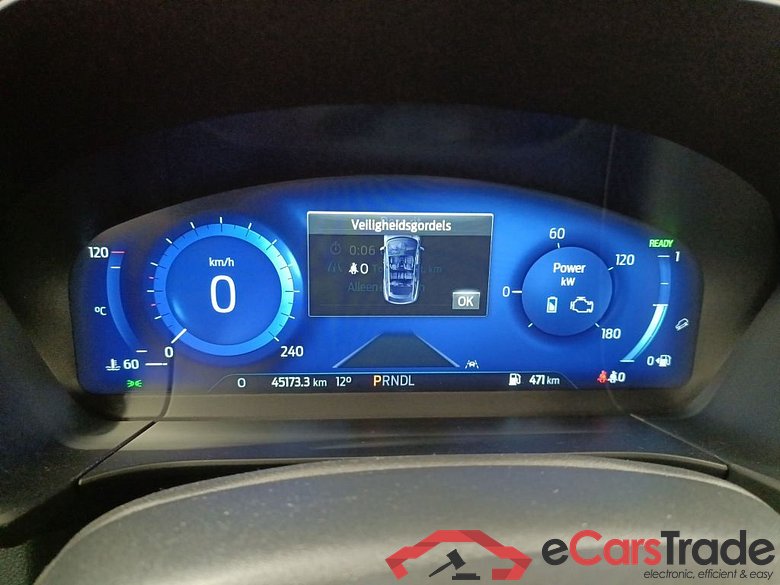 Ford Kuga 2.5i FHEV Aut. 140kW ST-Line X 5d #6