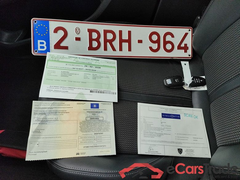 Peugeot 5008 1.5 BlueHDi 96kW S&S EAT8 GT 5d #4