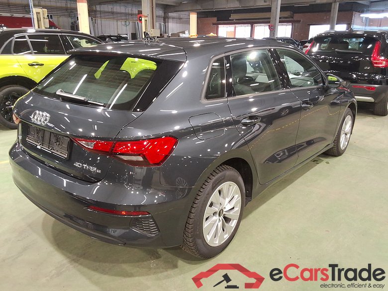 AUDI A3 SPORTBACK 1.4 40 TFSI E S TRONIC SPORTB ATTRACTION #4