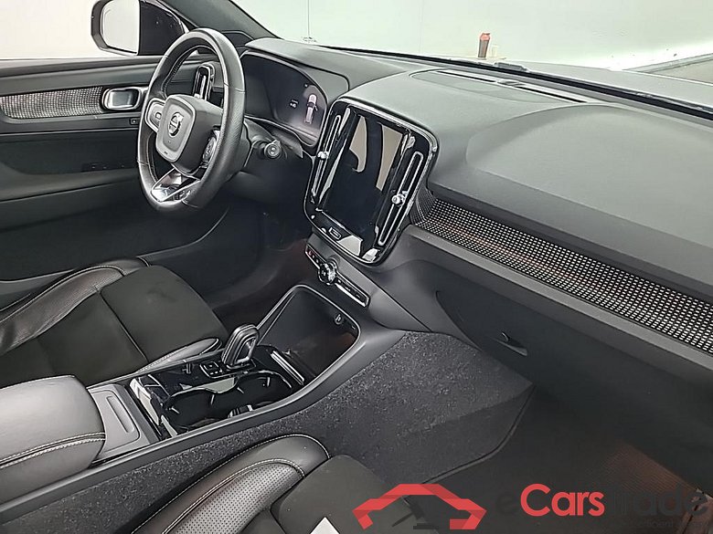 VOLVO XC40 Recharge P8 AWD 5D 300kW #6