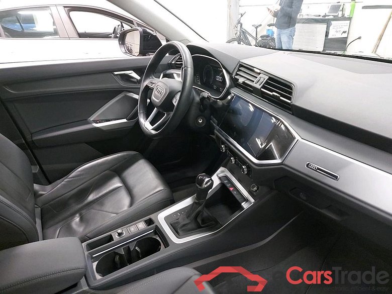 VOLKSWAGEN - AUD Q3 35 TFSI 150PK S-Tronic S Line Business Edition Pack Platinum & Towing Hook * PETROL * #3