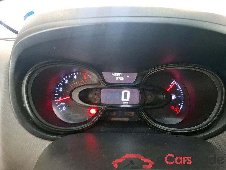 Trafic III Fourgon L1H1 1000 Confort 1.6 dCi 95CV BVM6 E6 #6