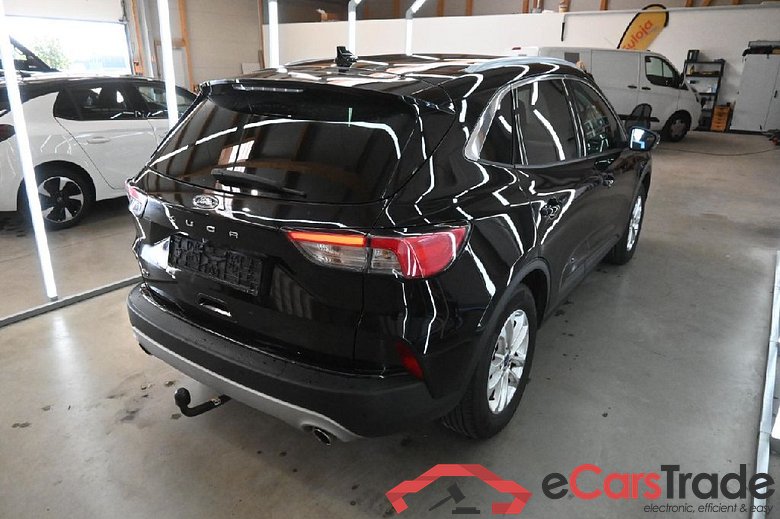 Kuga Titanium 2.0 EcoBlue 110KW AT8 E6d #2