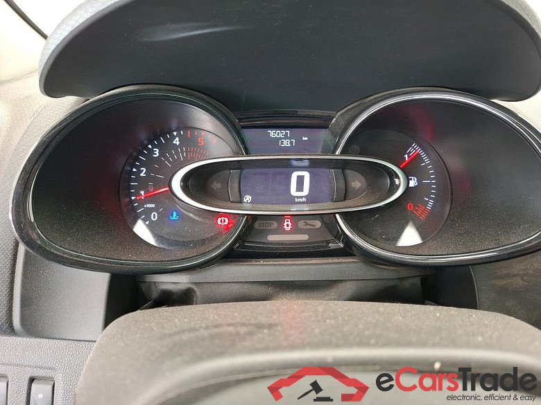 Clio IV Air 1.5 dCi 75CV BVM5 E6 #6