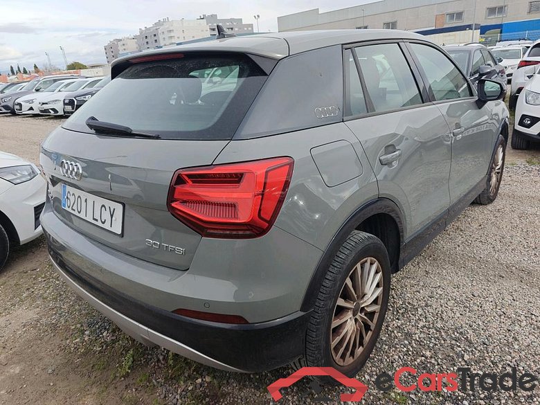 AUDI Q2 / 2016 / 5P / todoterreno Design 30 TFSI 85kW (116CV) #2
