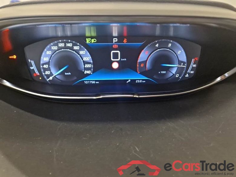 PEUGEOT 3008 / 2016 / 5P / SUV BLUEHDI 130 EAT8 SeS ALLURE #4