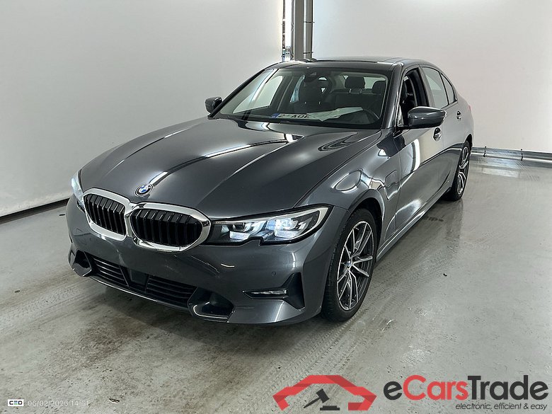 BMW 3-serie 2.0 330E (135KW) BERLINE