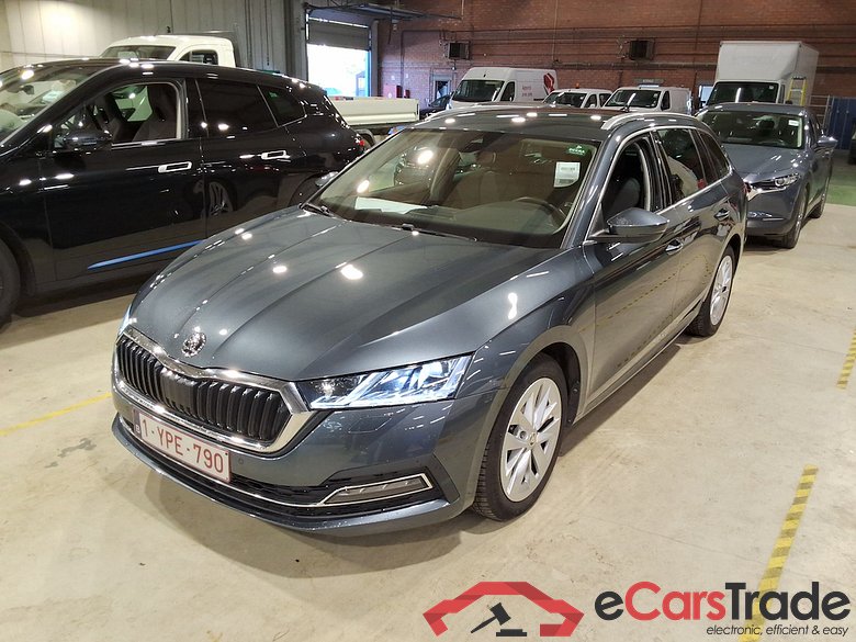 SKODA OCTAVIA COMBI 2.0 CRTDI 110KW DSG7 STYLE