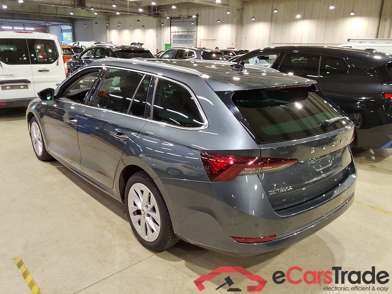 SKODA OCTAVIA COMBI 2.0 CRTDI 110KW DSG7 STYLE #2