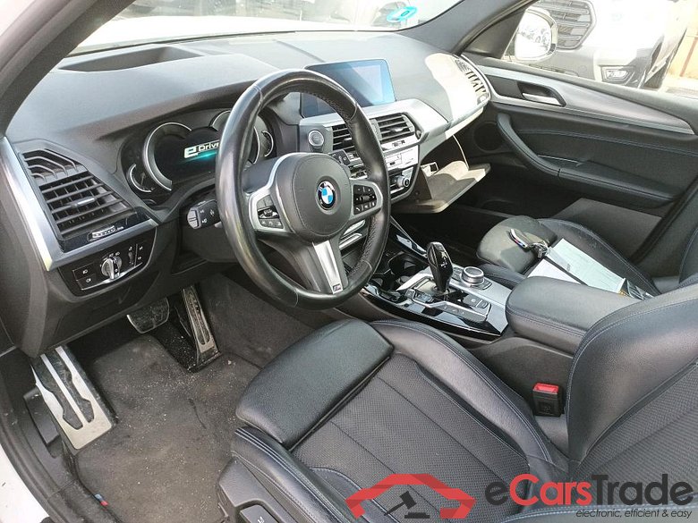 BMW X3 / 2017 / 5P / todoterreno xDrive30e #3