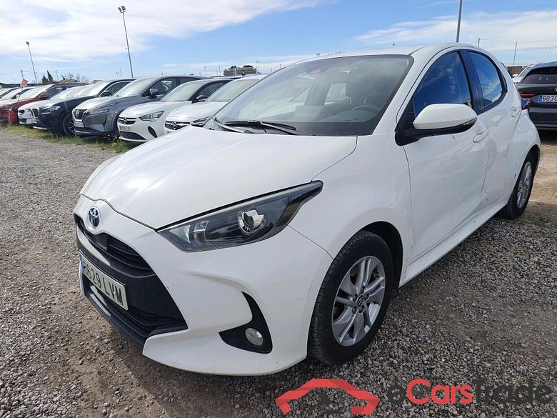 TOYOTA Yaris / 2020 / 5P / berlina con portón 1.5 120H Active Tech