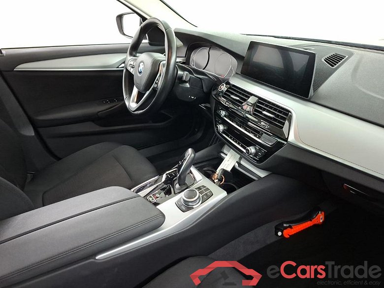 BMW 5 Serie Sedan 520iA 4D 135kW #6