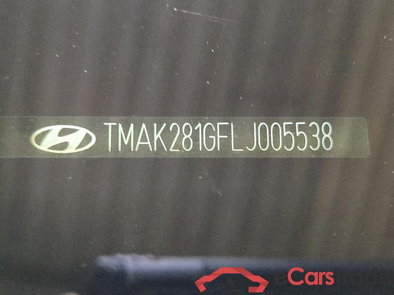 Hyundai KONA Comfort Smart Electric 64 kWh 5d #6