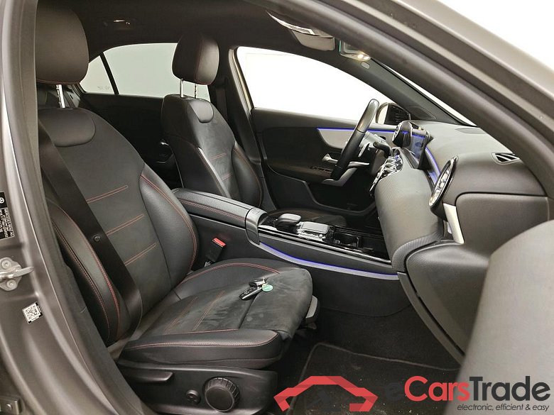 Mercedes-Benz A-Klasse Limousine A 250 e 8G-DCT Business Sol AMG Limited 4d #3