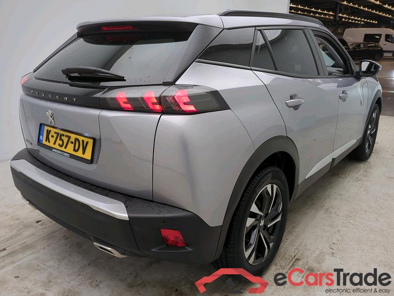 Peugeot 2008 Allure 1.2 Puretech 130 EAT8 5d #2