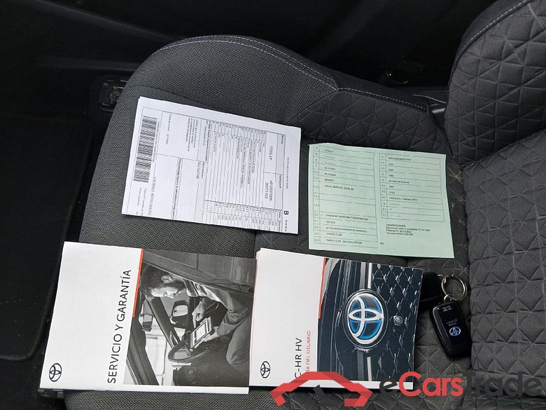 TOYOTA C-HR / 2019 / 5P / todoterreno 2.0 180H Advance #5