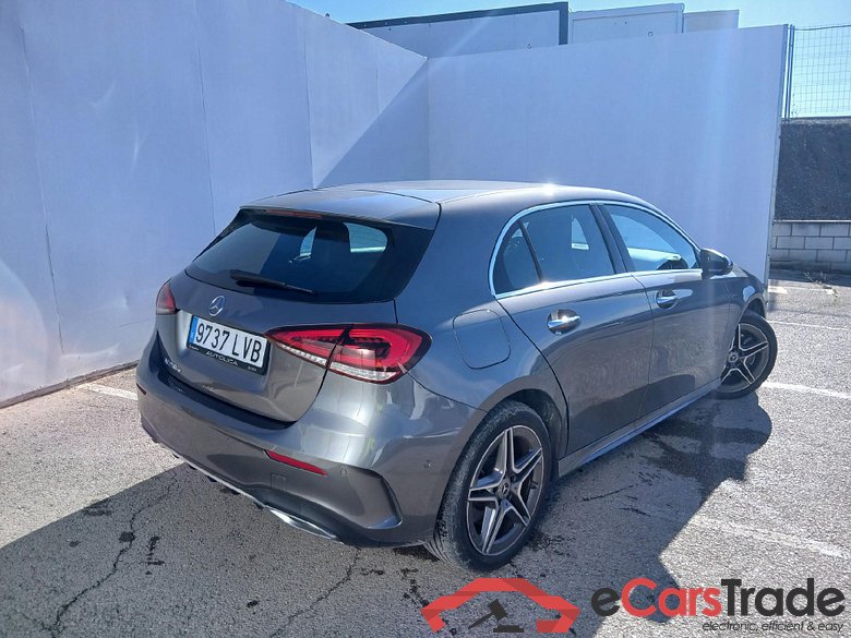 MERCEDES-BENZ Clase A / 2018 / 5P / berlina con portón A 250 e #2