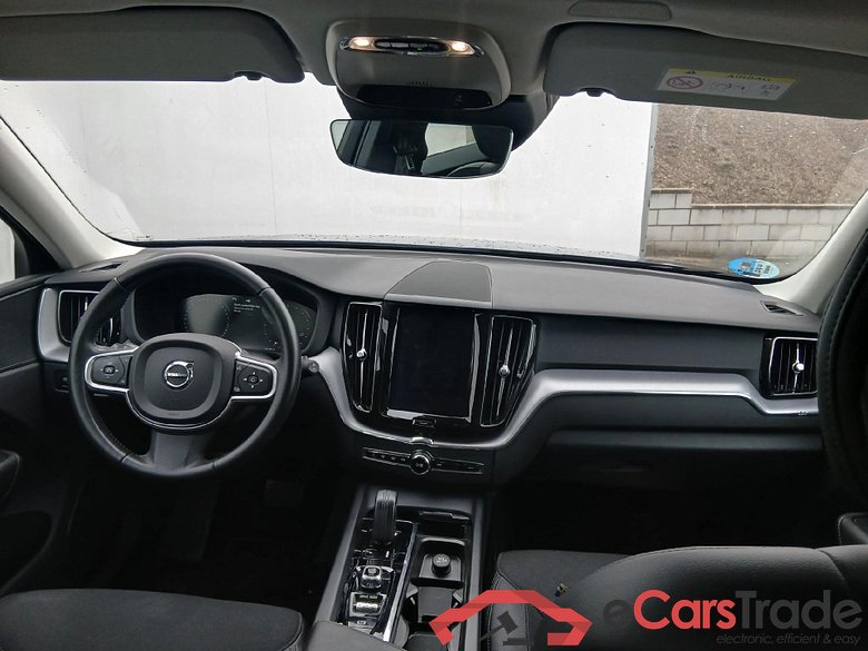 VOLVO XC60 / 2017 / 5P / todoterreno 2.0 B4 D4 AWD Business Plus Auto #3