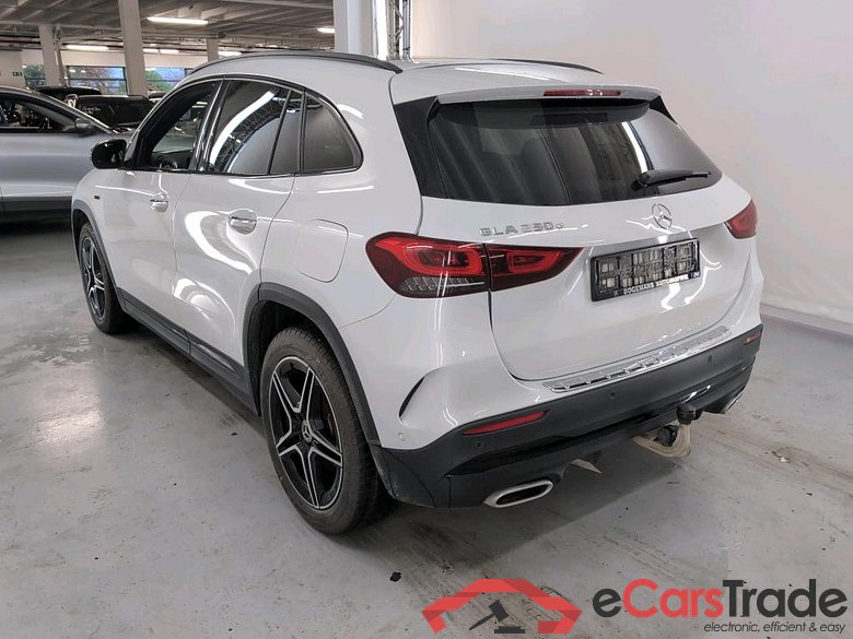 MERCEDES-BENZ GLA 1.3 GLA 250 E DCT BUSINESS SOLUTION #3