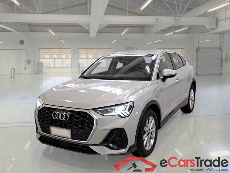 AUDI Q3 SPORTBACK / 2019 / 5P / SUV 45 TFSI E S TRONIC BUSINESS PLUS