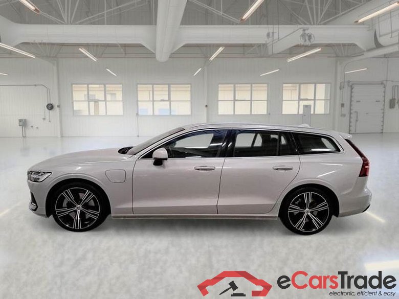 Volvo V60 2.0 T6 Plug-In Hybrid Inscription Aut. Pano LED Virtual ACC Navi KeylessGo Klima PDC ... #4