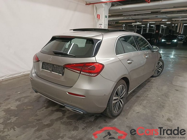 Mercedes-Benz A-Klasse A 180 d Business Solution Aut. 5d #2