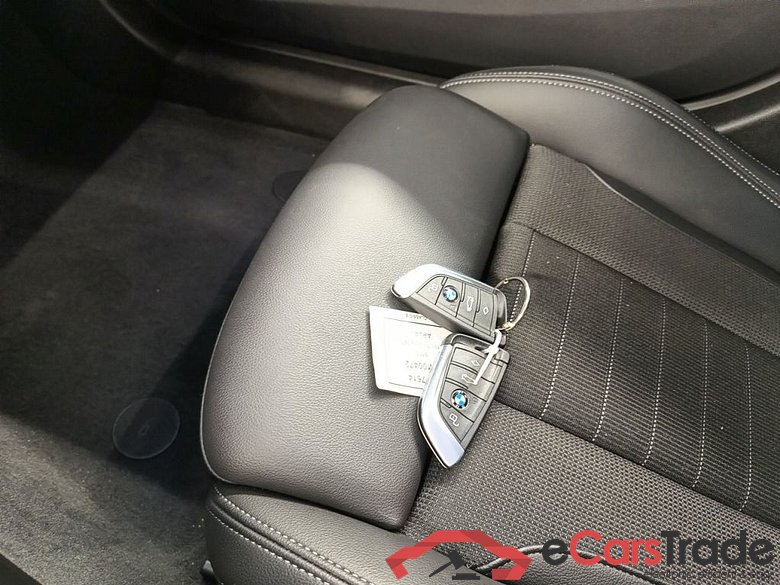 BMW 3 TOURING DIESEL - 2019 318 dA 150hp MHD AdBlue 5d #4