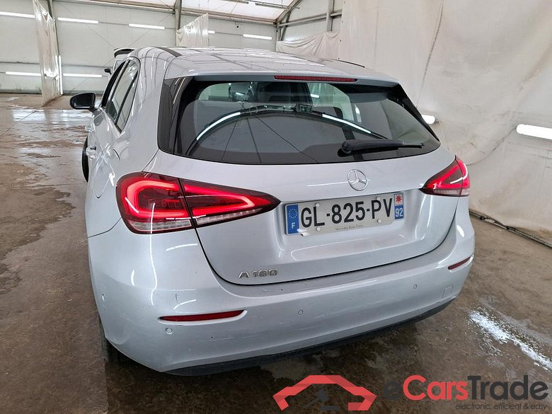 MERCEDES-BENZ Classe A Compact / 2022 / 5P / Berline A 180 Business Line 7G-DCT #2