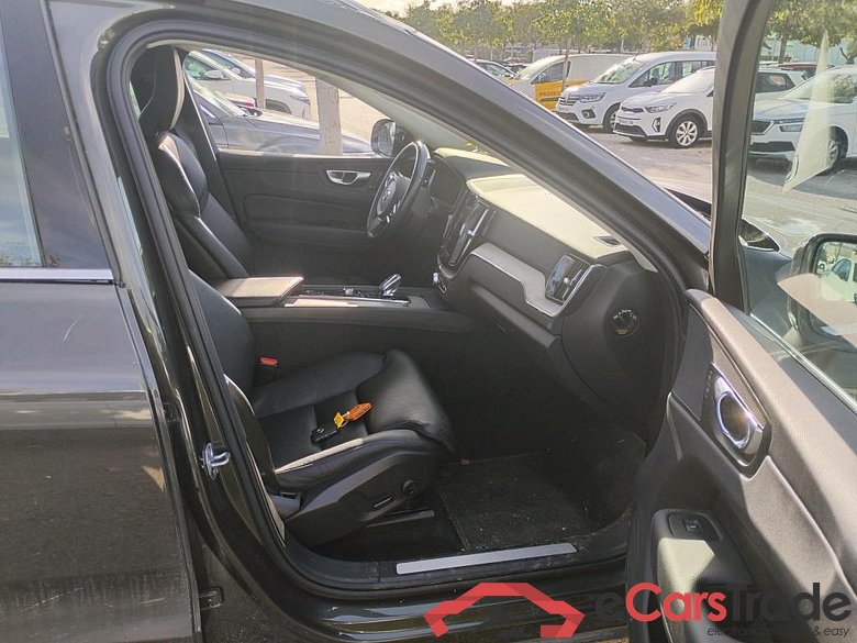 VOLVO XC60 / 2017 / 5P / todoterreno 2.0 T6 AWD Recharge Inscription Auto #6