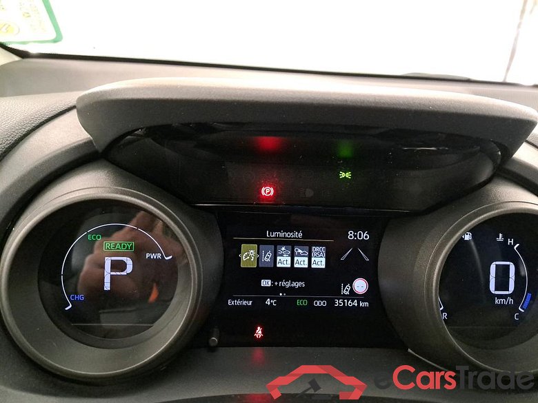 TOYOTA Yaris Hybride / 2019 / 5P / Berline Hybride 116h Design #6