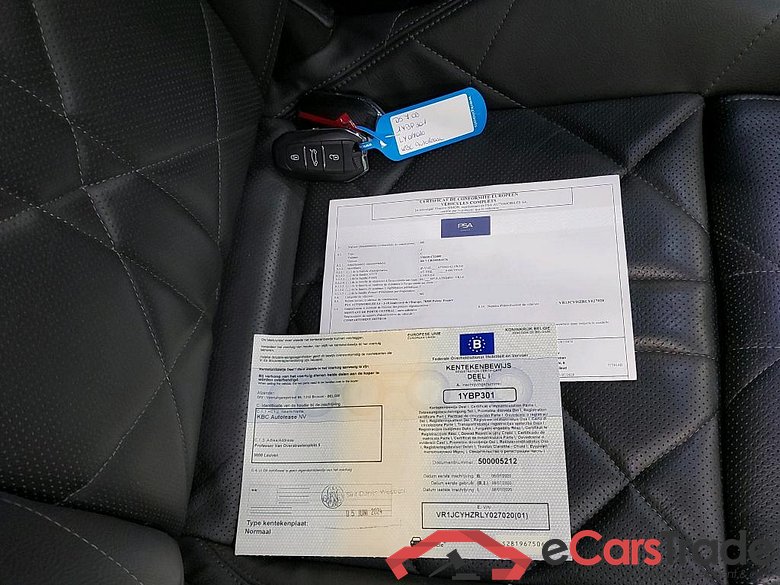 DS - DS  DS 7 CROSSBACK  BlueHDi 130PK Performance Line Pack Business & Ventilated Front Seats & DS Active LED Vision & Pano Roof #4