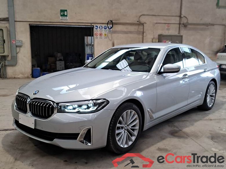 BMW SERIE 5 / 2020 / 4P / BERLINA 520D XDRIVE LUXURY AUTO MH48V #1