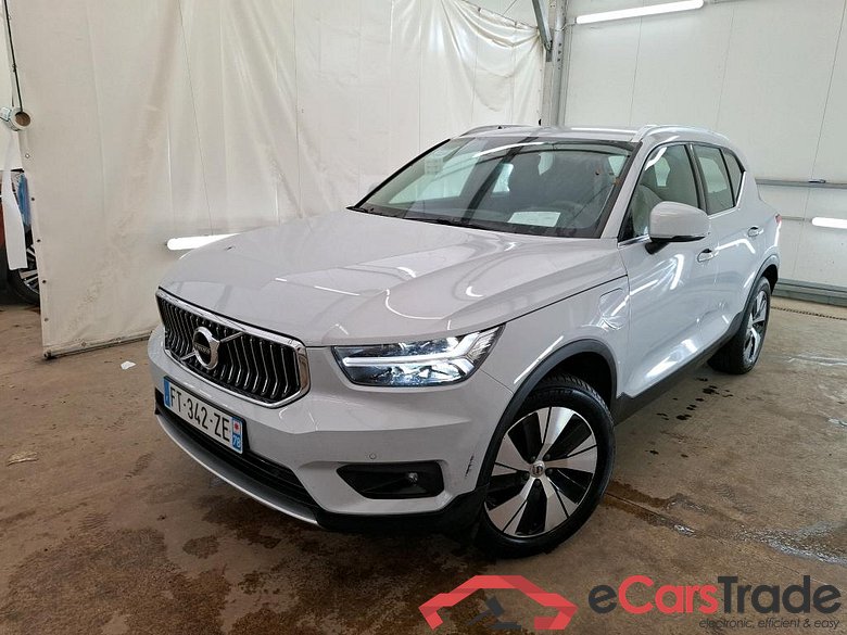 VOLVO XC40 / 2017 / 5P / SUV Recharge T5 262 DCT7 Business