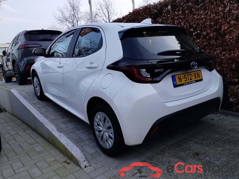 TOYOTA YARIS 1.5 Hybrid Active #3