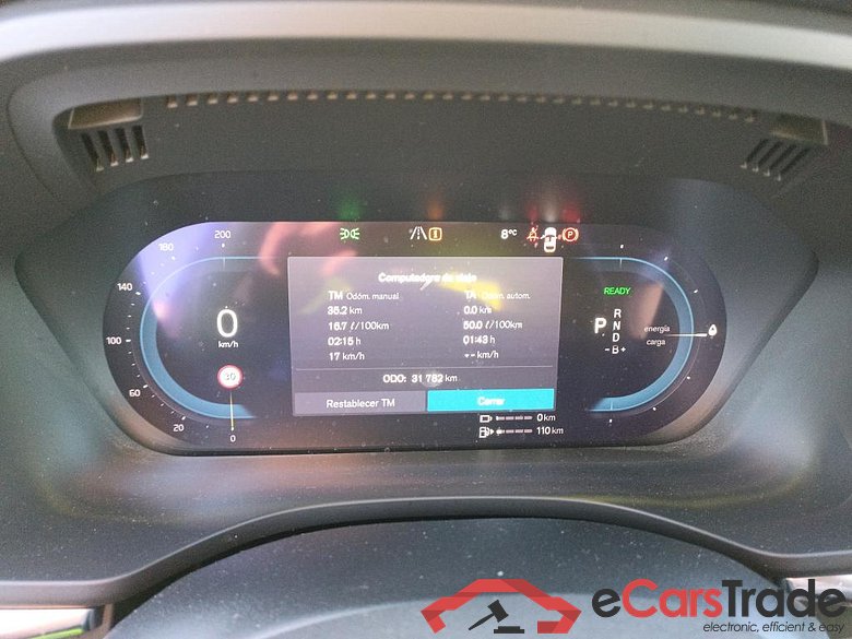 VOLVO XC60 / 2017 / 5P / todoterreno 2.0 T6 AWD Recharge R-Design Auto #4