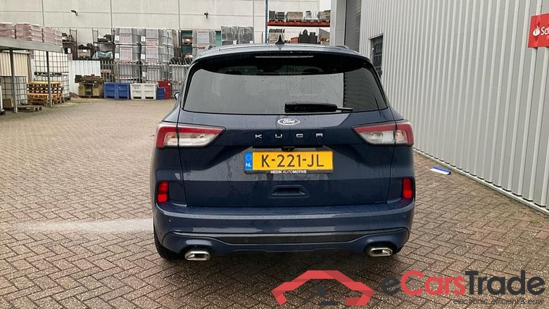 FORD Kuga 1.5 ecoboost st-line x 110kW #4
