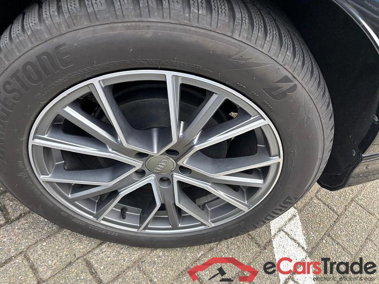 AUDI Q4 e-tron Audi Q4  S line 45 e-tron quattro 210,00 kW #6